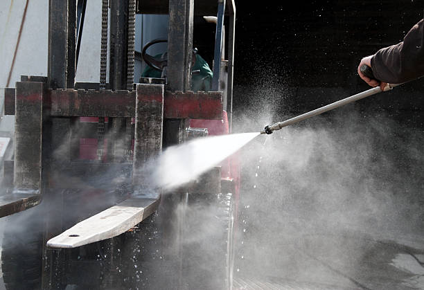 Best Vinyl Siding Pressure Washing in Claypool Hill, VA